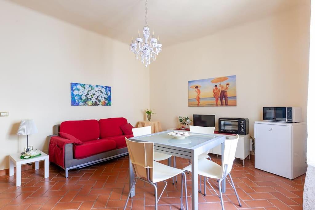 Midtown Apartment 比萨 外观 照片